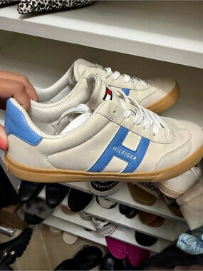 Tommy Hilfiger White & Blue Retro Gum Sole Sneakers